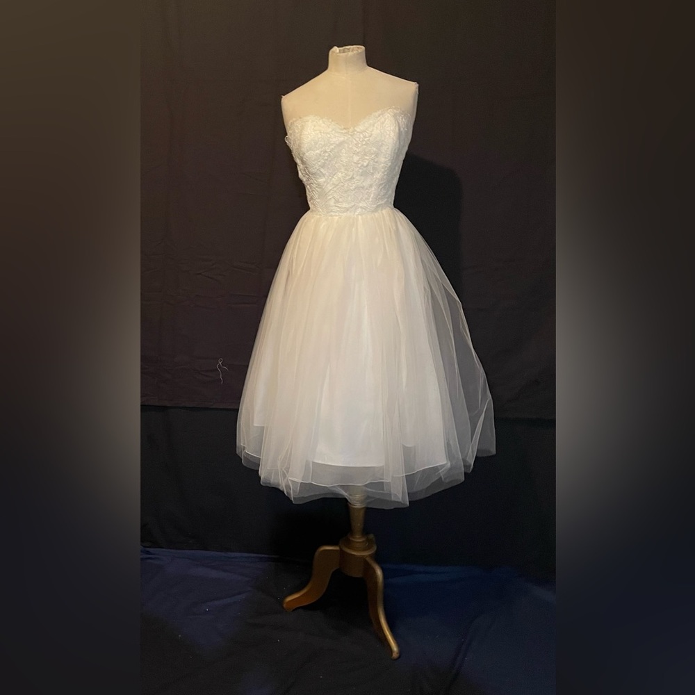 Designer Pas De Deux, Strapless Sweetheart Midi Dress Chantilly Lace 8 NEW